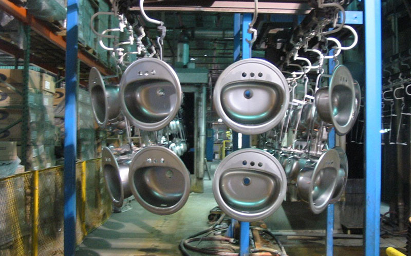 Porcelain-Finished Steel Bathware Fixtures